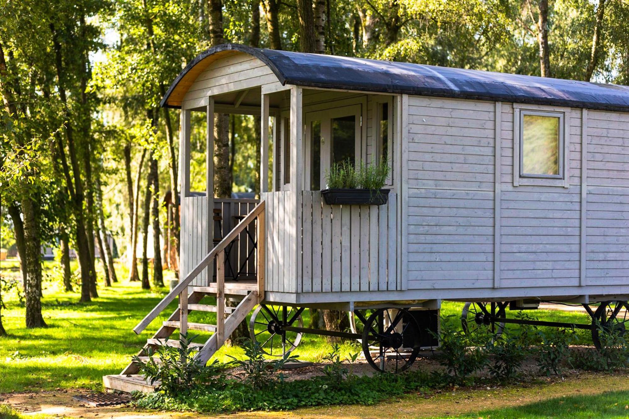 Hotel Glamping - 25 Min Roermond, Maasmechelen & Maastricht Kinrooi Exterior foto
